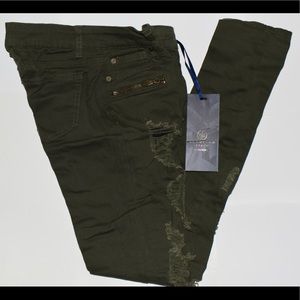 Selling a Boom Boom jean